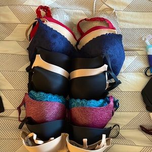 VS/PINK/AERIE LOT of 11 Bras!